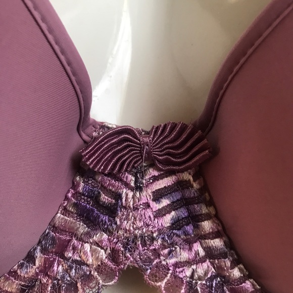 WACOAL LA FEME underwire T-shirt bra - Picture 5 of 13